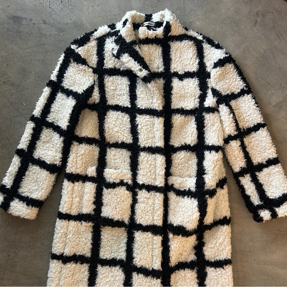 Reformation Bromley Coat 🐑🖤 NWOT